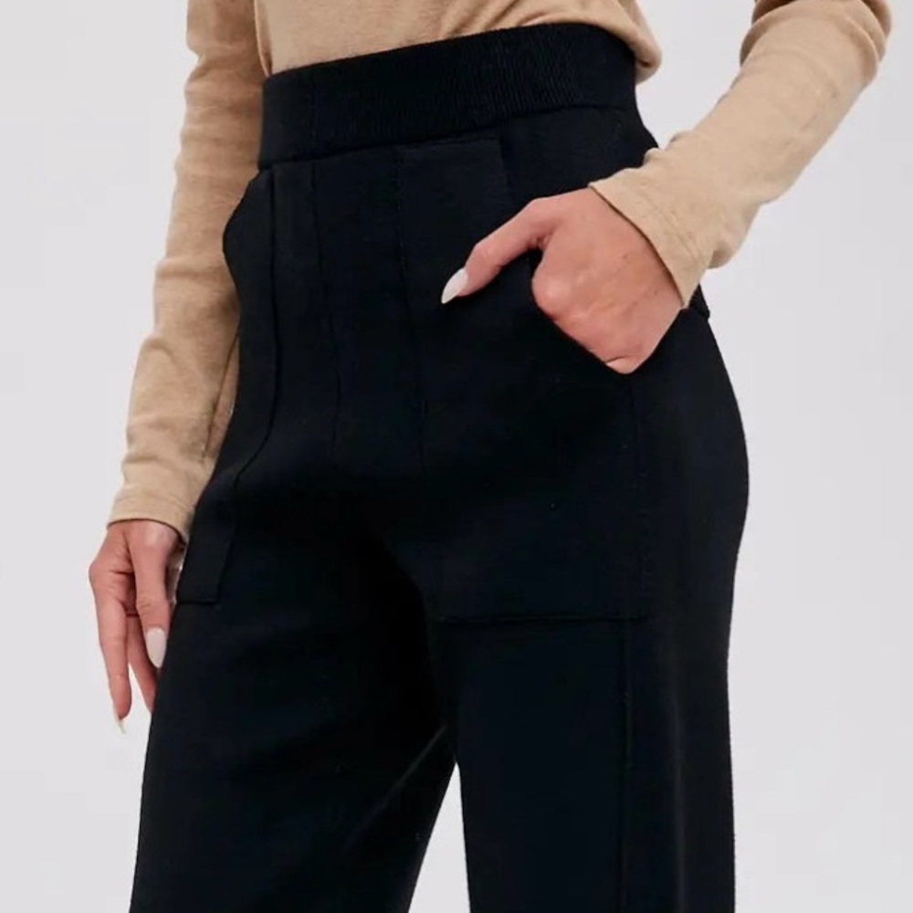 Bluivy Knit Jogger Pants Size Medium - Picture 2 of 3